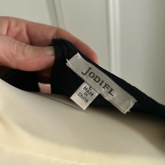 JODIFL embroidered blouse - Picture 4 of 4